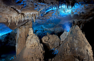 Czech cavers help assess the potential of Georgia's unique karst underground